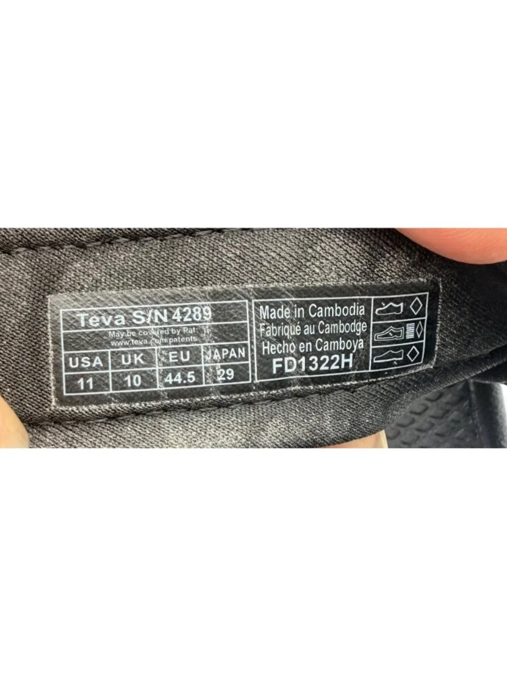Teva Mens Adjustable Black Sandals Size 11 Lightweight Outdoor Water-Resistant